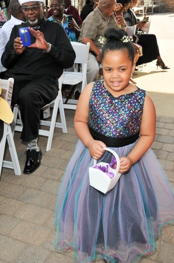 Gallery photo 3 of UMBER bride&groom