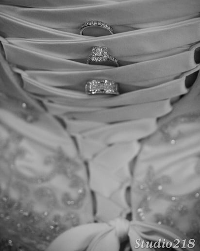 Gallery photo 4 of Unbridled Love,Studio218
