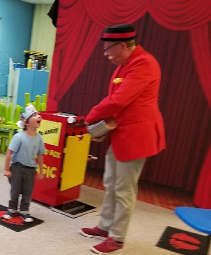 Gallery photo 7 of Uncle Bucks Magic Show