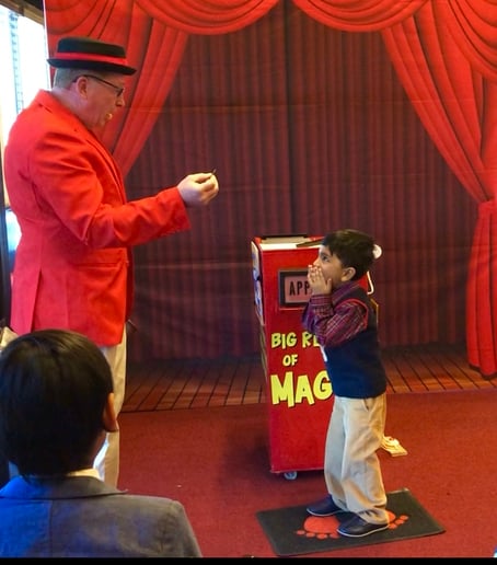 Gallery photo 10 of Uncle Bucks Magic Show