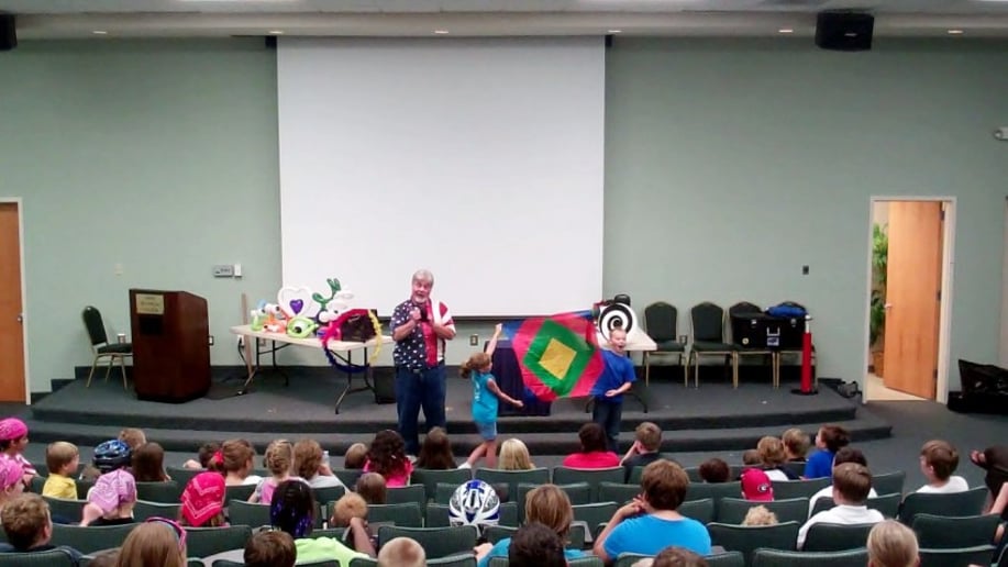 Gallery photo 2 of Uncle Sam's Magic Show