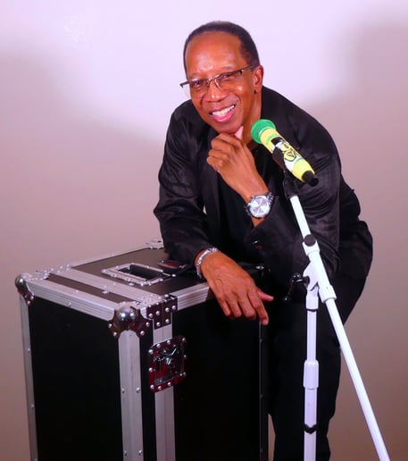 Gallery photo 5 of Uncle Ty-Rone Comedian Ventriloquist