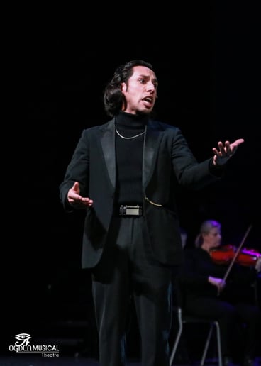 Gallery photo 2 of Angel Martinez - 'Unforgettable' Vocal Entertainment