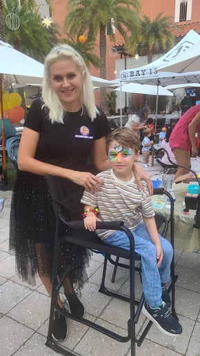 Gallery photo 3 of Unicorn Creator Face Painting & Balloons