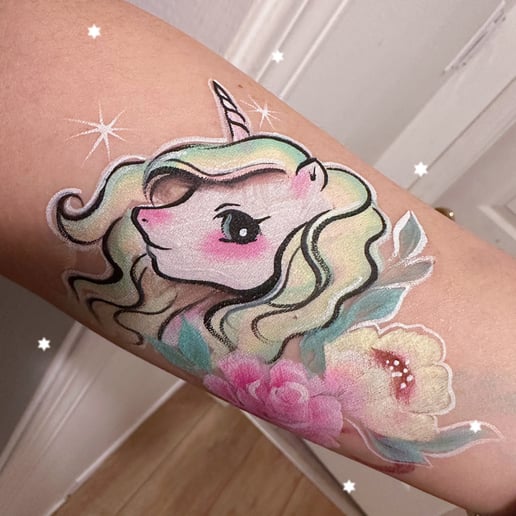 Gallery photo 1 of UnicornFace Painting & Balloon Art