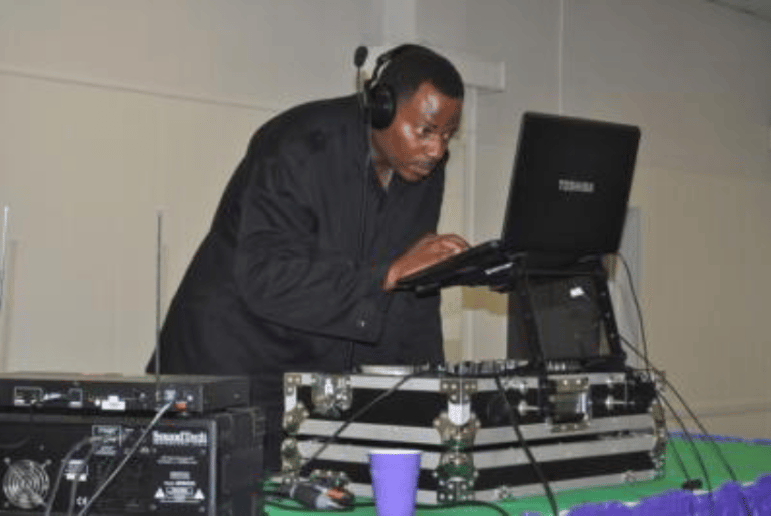 Gallery photo 4 of Universal Dj's
