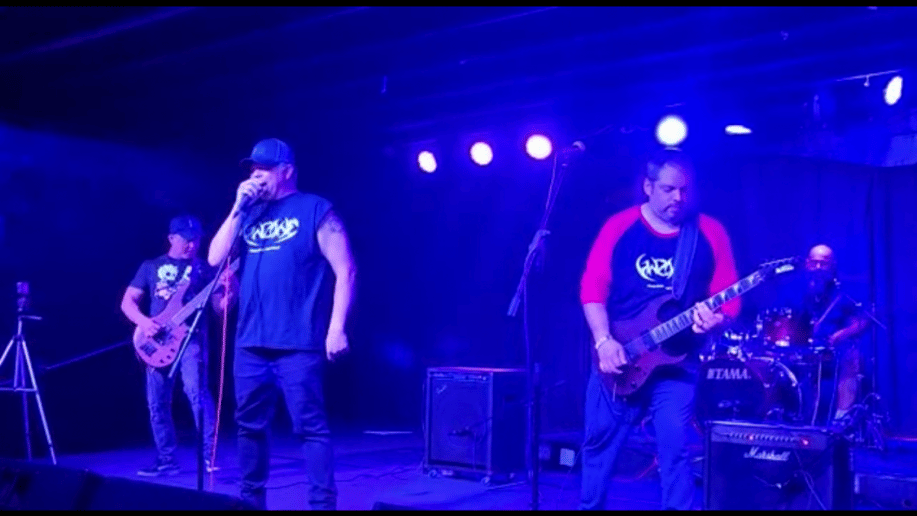 Gallery photo 4 of UNZANE Live Performance