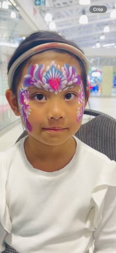 Gallery photo 1 of Up Face Painting