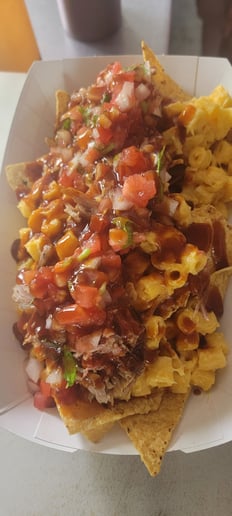 Gallery photo 8 of Up 'N Smoke BBQ Pit