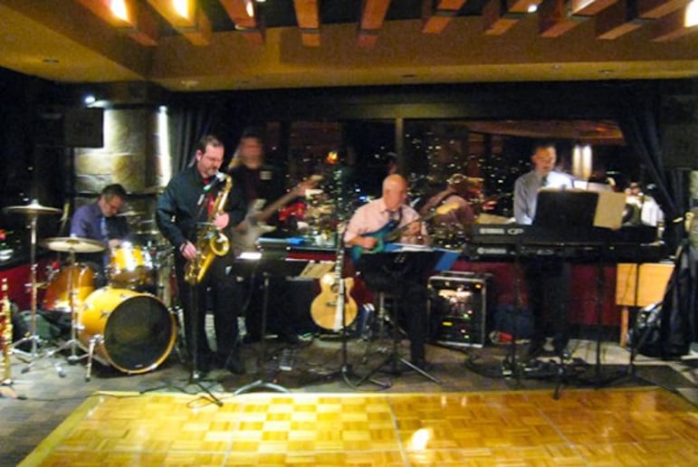 Gallery photo 9 of UpFront Band