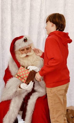 Gallery photo 4 of Upper Cumberland Santa