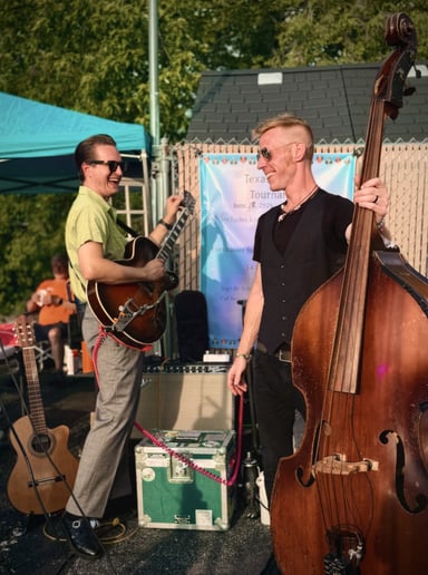 Gallery photo 1 of Steven K - Upright, Electric Bassist