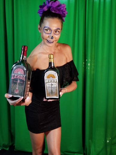 Gallery photo 7 of Upscale Mixologist