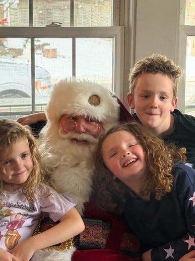 Gallery photo 4 of Upstate Santa
