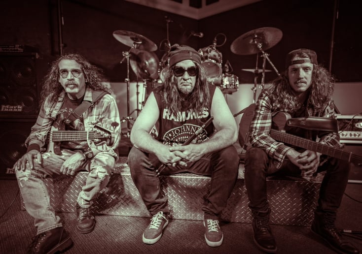 Gallery photo 4 of ENinety3- The 90's Experience