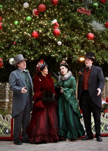 Gallery photo 3 of Uptown Carolers