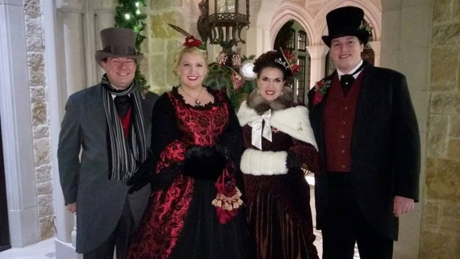Gallery photo 6 of Uptown Carolers