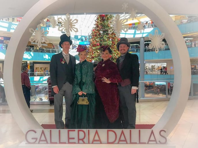 Gallery photo 7 of Uptown Carolers