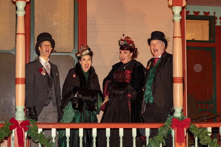 Gallery photo 9 of Uptown Carolers
