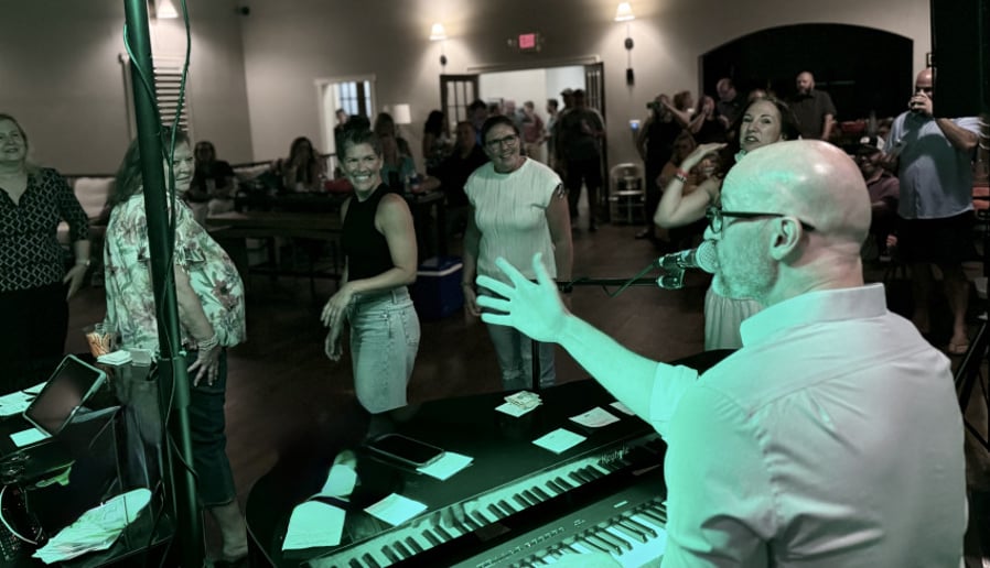 Gallery photo 7 of Uptown Dueling Pianos