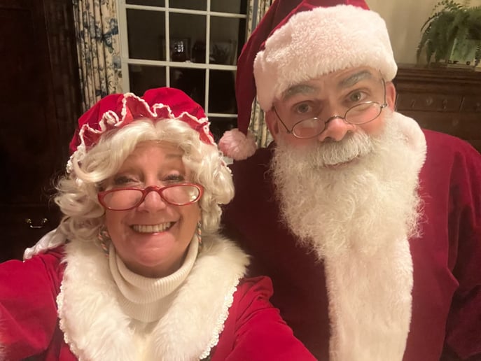 Gallery photo 30 of Uptown Santa