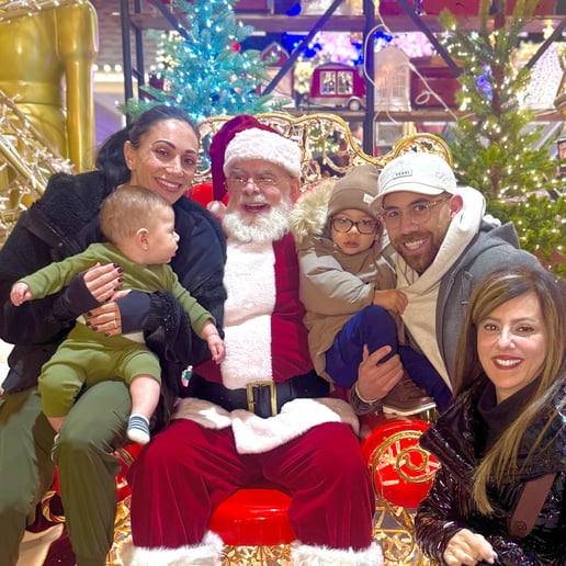 Gallery photo 7 of Uptown Santa