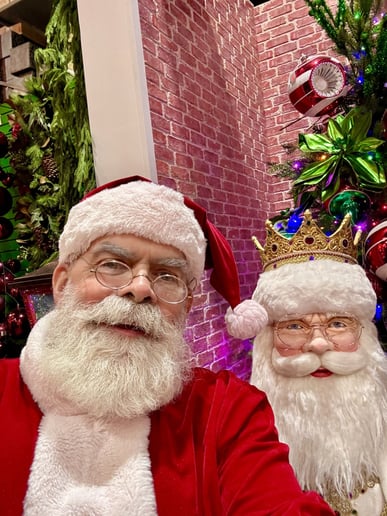 Gallery photo 5 of Uptown Santa