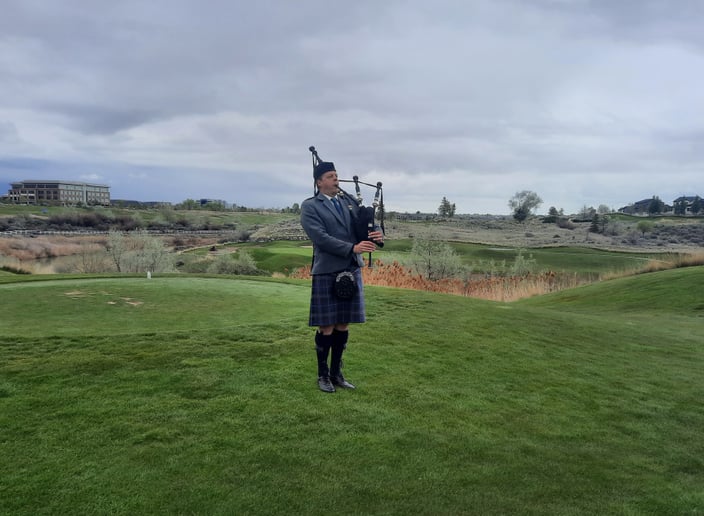 Gallery photo 83 of Utah Bagpiper - Johnny Miner