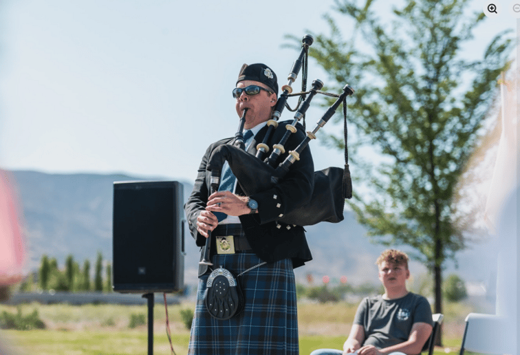 Gallery photo 84 of Utah Bagpiper - Johnny Miner