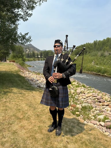 Gallery photo 89 of Utah Bagpiper - Johnny Miner