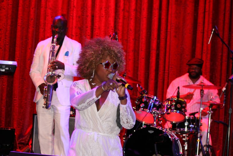 Gallery photo 3 of Valarie Adams & the Dimension Band