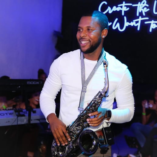 Gallery photo 4 of Troy “Sax Therapyst”