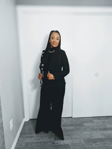 Gallery photo 2 of Valerie Yvette Peterson