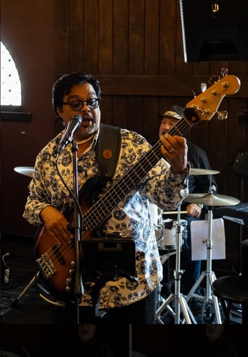Gallery photo 1 of Valley Groove Band