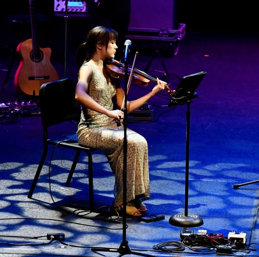Gallery photo 2 of Valory Hight- Violinist and Singer