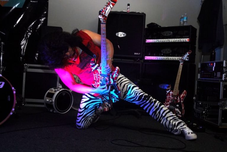 Gallery photo 3 of Van Walen-"the ultimate van halen tribute show"
