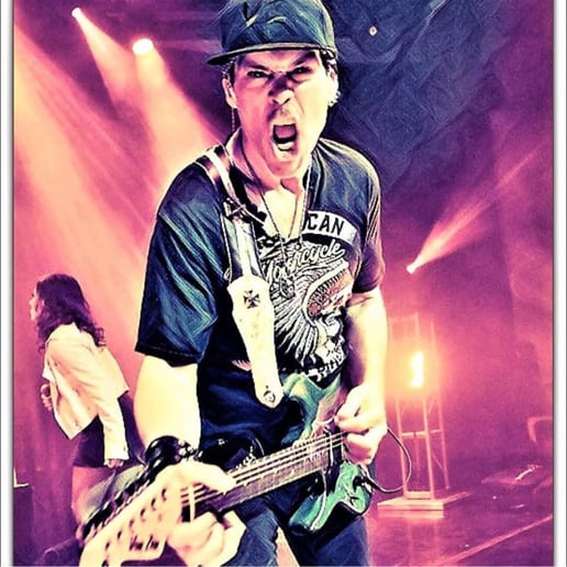 Gallery photo 1 of Van Zen