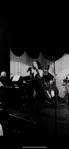 Gallery photo 9 of Vanessa Ralls and The Berries