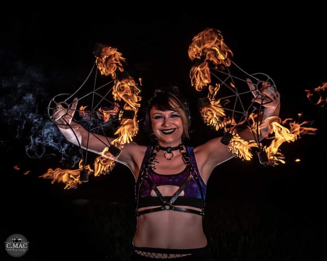 Gallery photo 5 of Vanna Ash Cirque