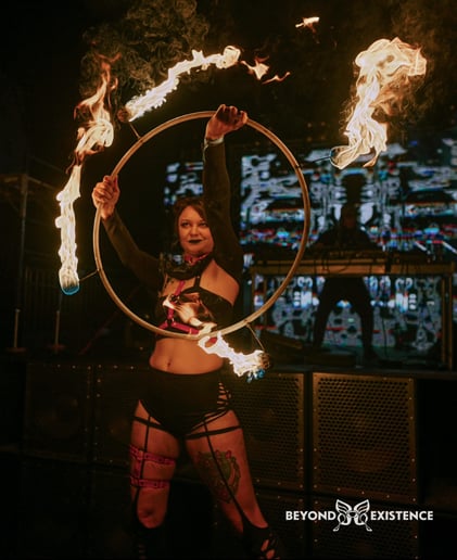 Gallery photo 10 of Vanna Ash Cirque