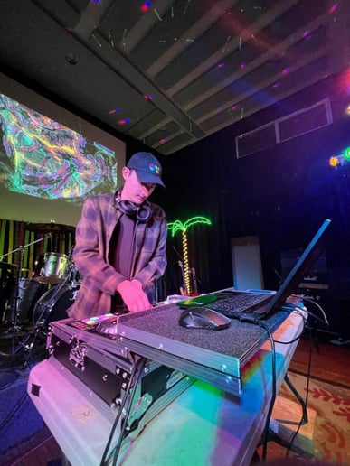 Gallery photo 4 of Varsity Rock DJ