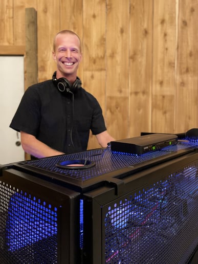 Gallery photo 8 of Varsity Rock DJ