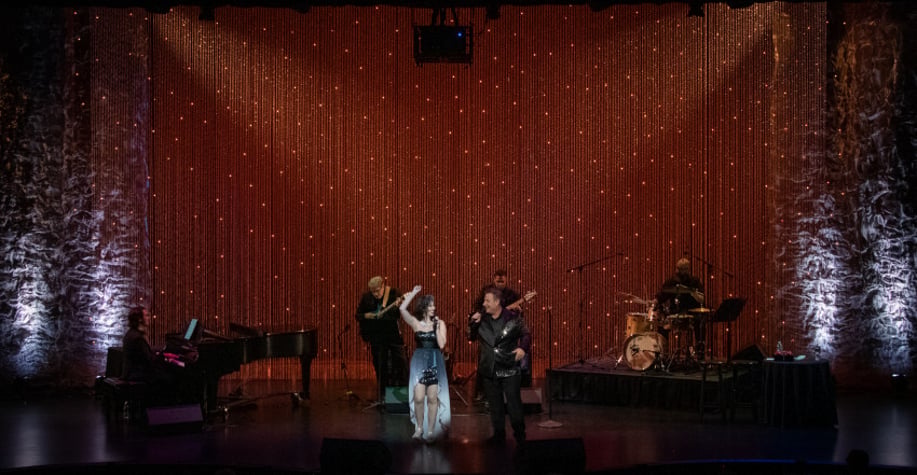 Gallery photo 9 of Vegas, Baby! Hits of the Headliners