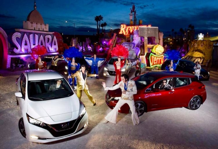Gallery photo 6 of Vegas Elvis Impersonators And Showgirls