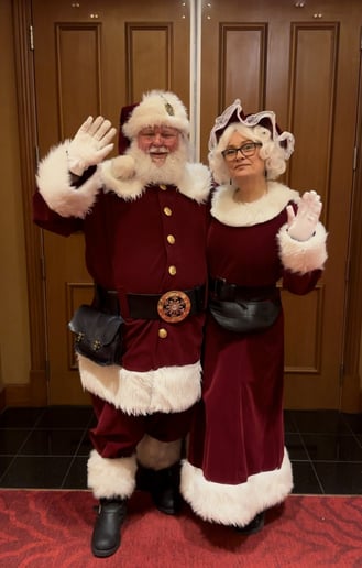 Gallery photo 11 of Las Vegas Santa Claus