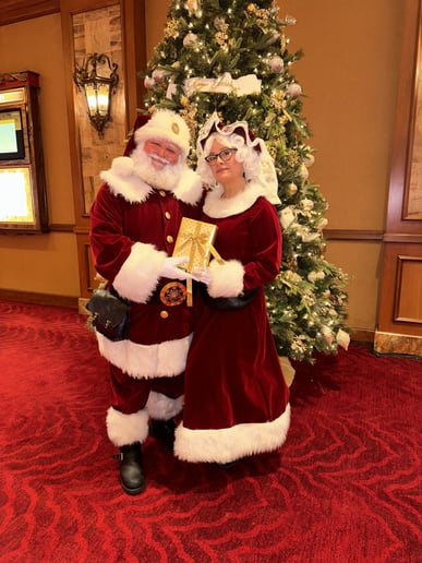 Gallery photo 34 of Las Vegas Santa Claus