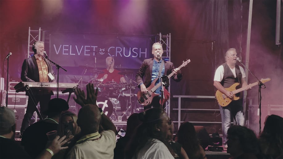 Gallery photo 6 of Velvet Crush