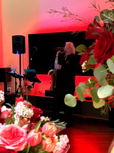 Gallery photo 1 of Bill Blackstones Velvet Express Solo