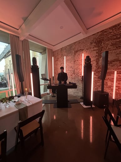 Gallery photo 17 of Velvet & Lace Events