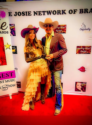 Gallery photo 6 of Velvet Rodeo
